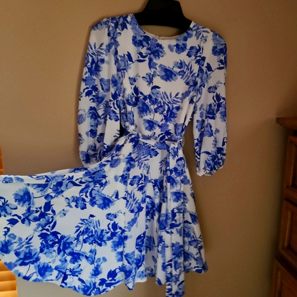 Blue floral flirty dress - party - Picture 1 of 5